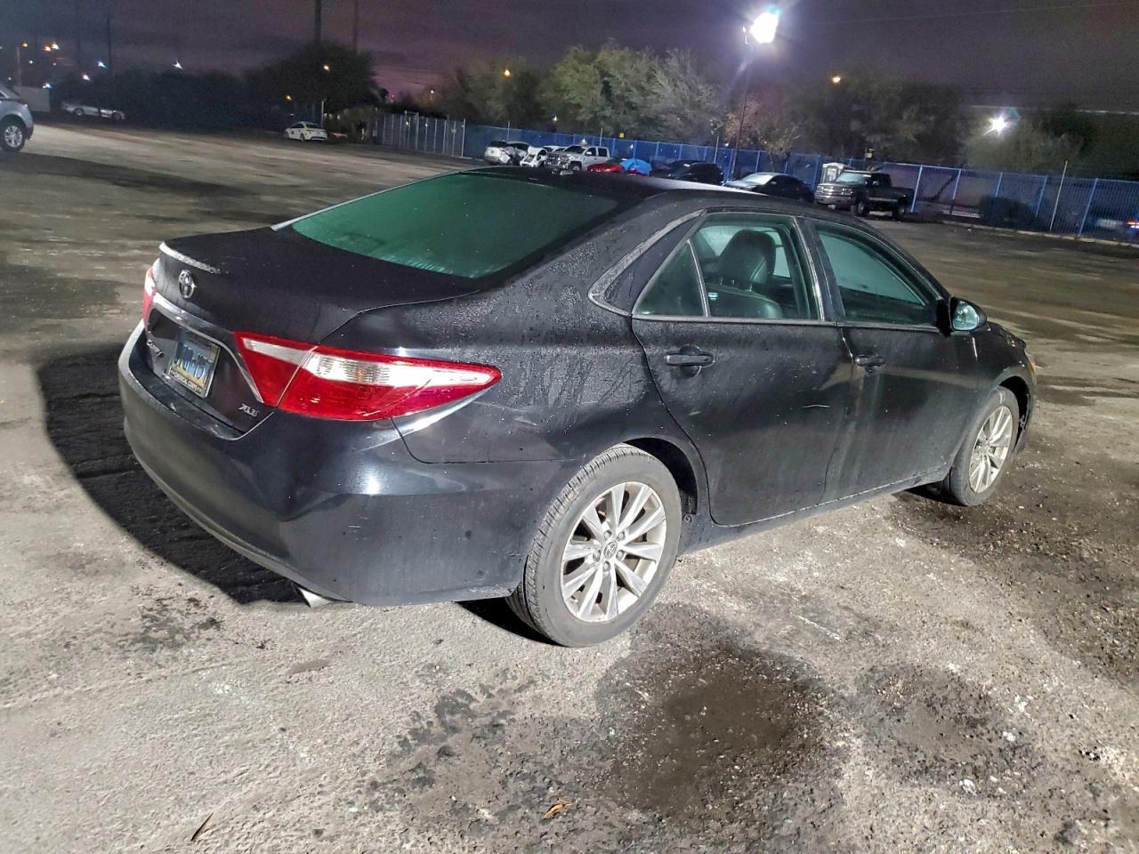 2015 TOYOTA CAMRY