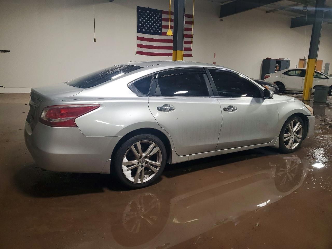 2013 NISSAN ALTIMA