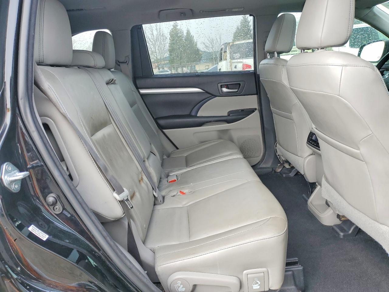 2015 TOYOTA HIGHLANDER