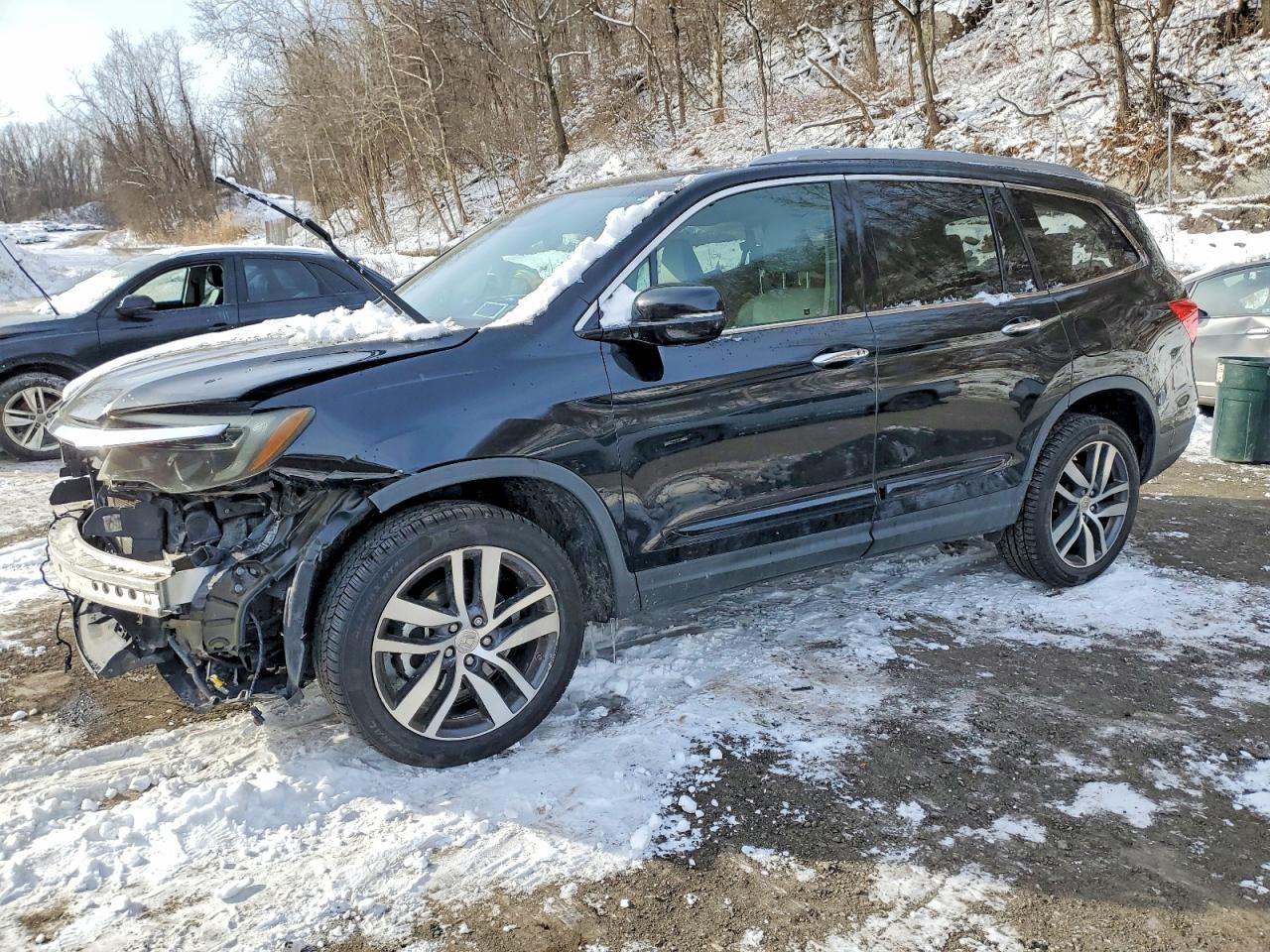 2017 HONDA PILOT
