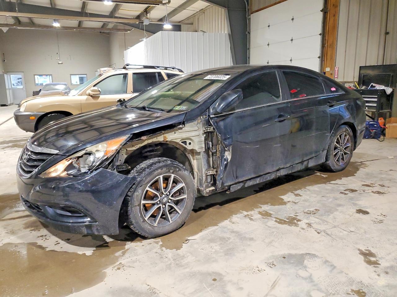 2011 HYUNDAI SONATA