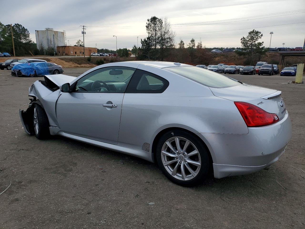 2012 INFINITI G37