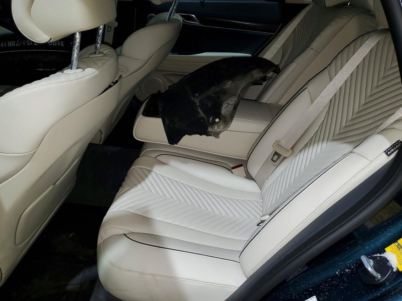2023 GENESIS G80