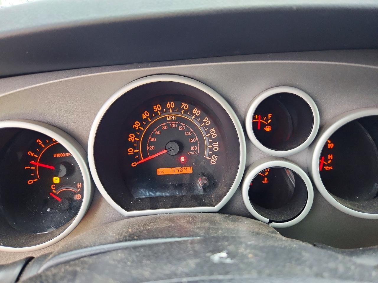 2011 TOYOTA TUNDRA