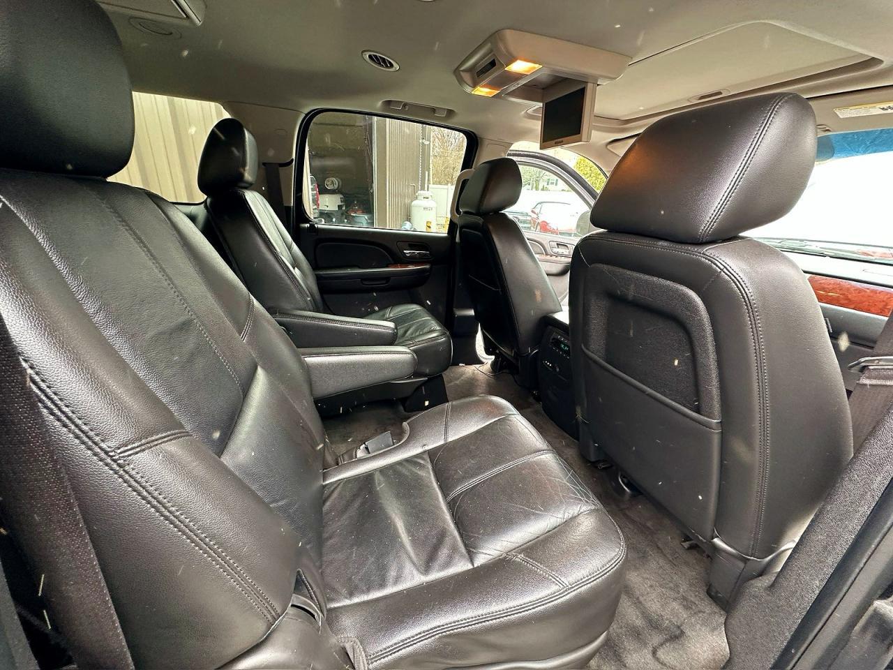 2013 CHEVROLET Suburban