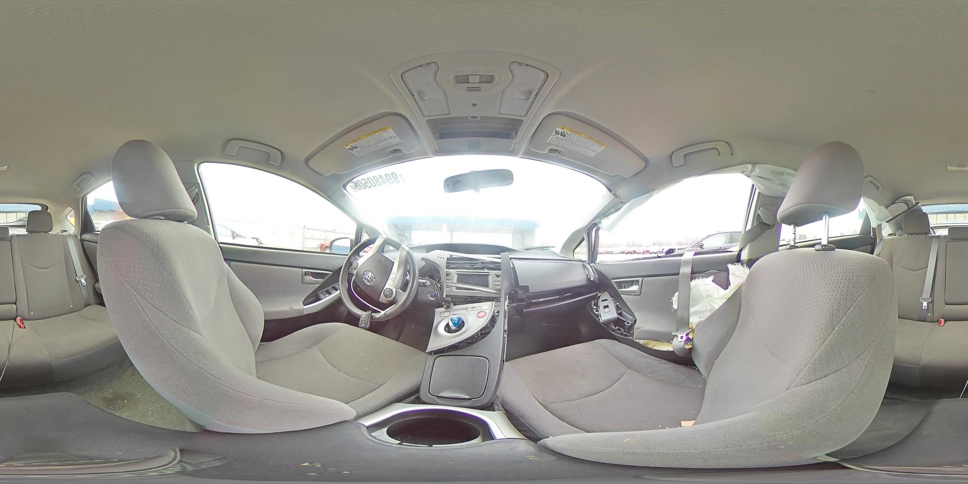 2015 TOYOTA PRIUS