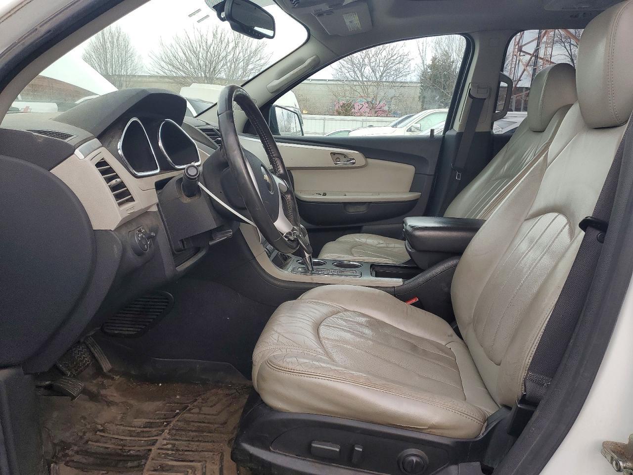 2010 CHEVROLET TRAVERSE