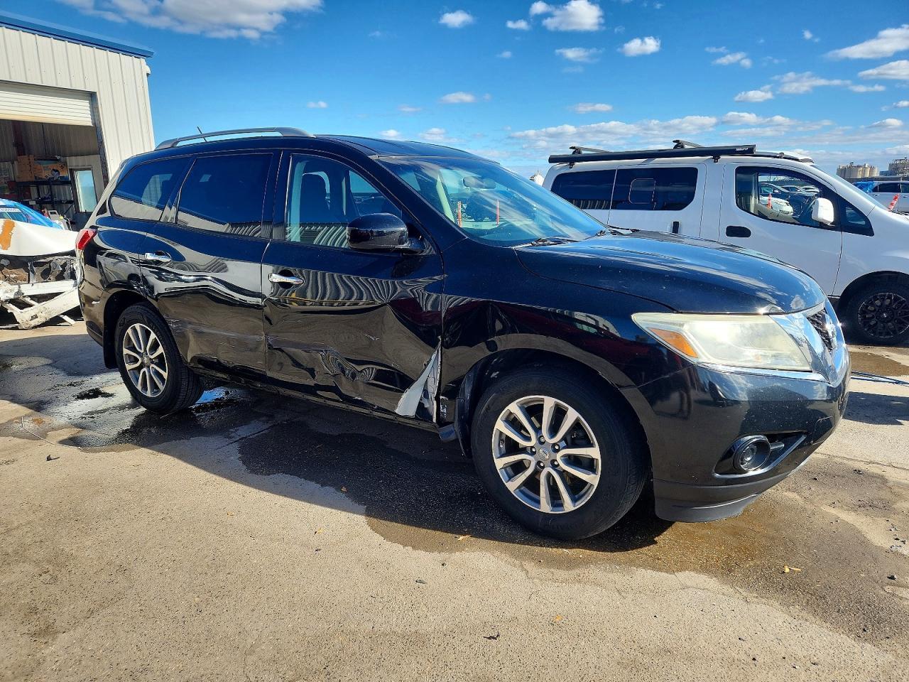 2013 NISSAN PATHFINDER