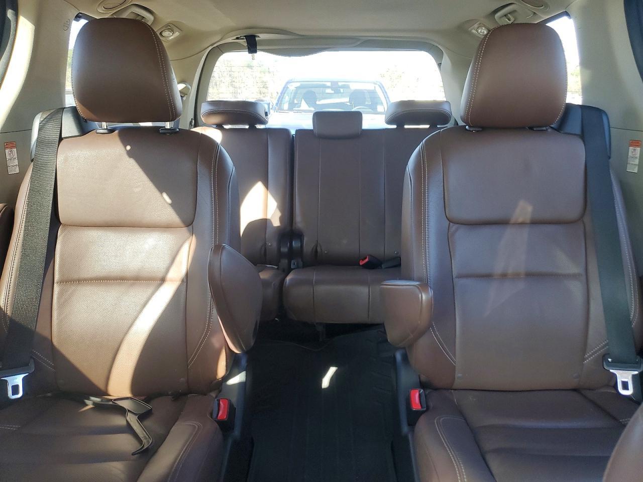 2015 TOYOTA SIENNA