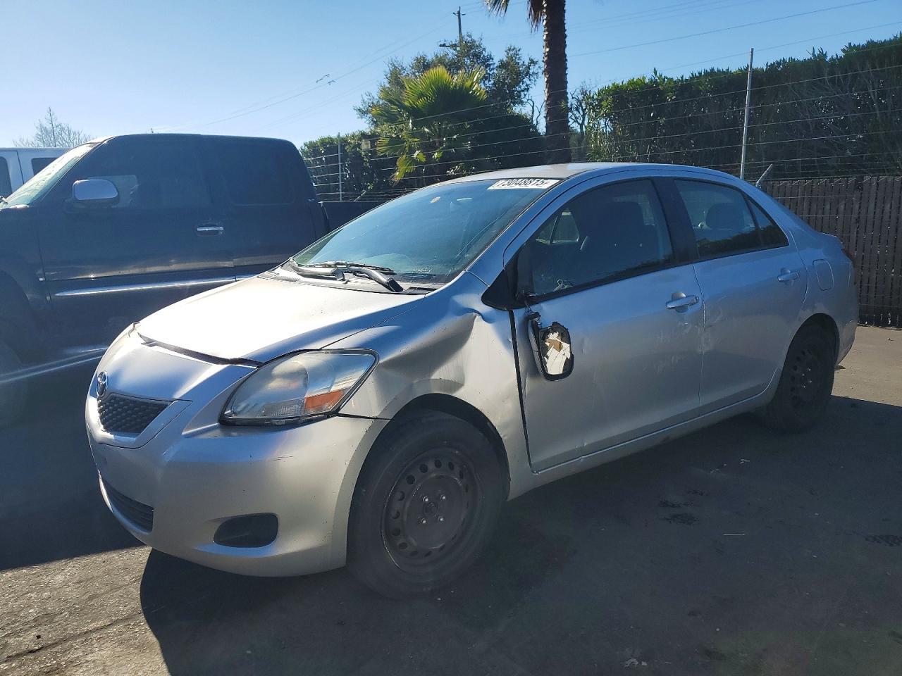 2012 TOYOTA YARIS