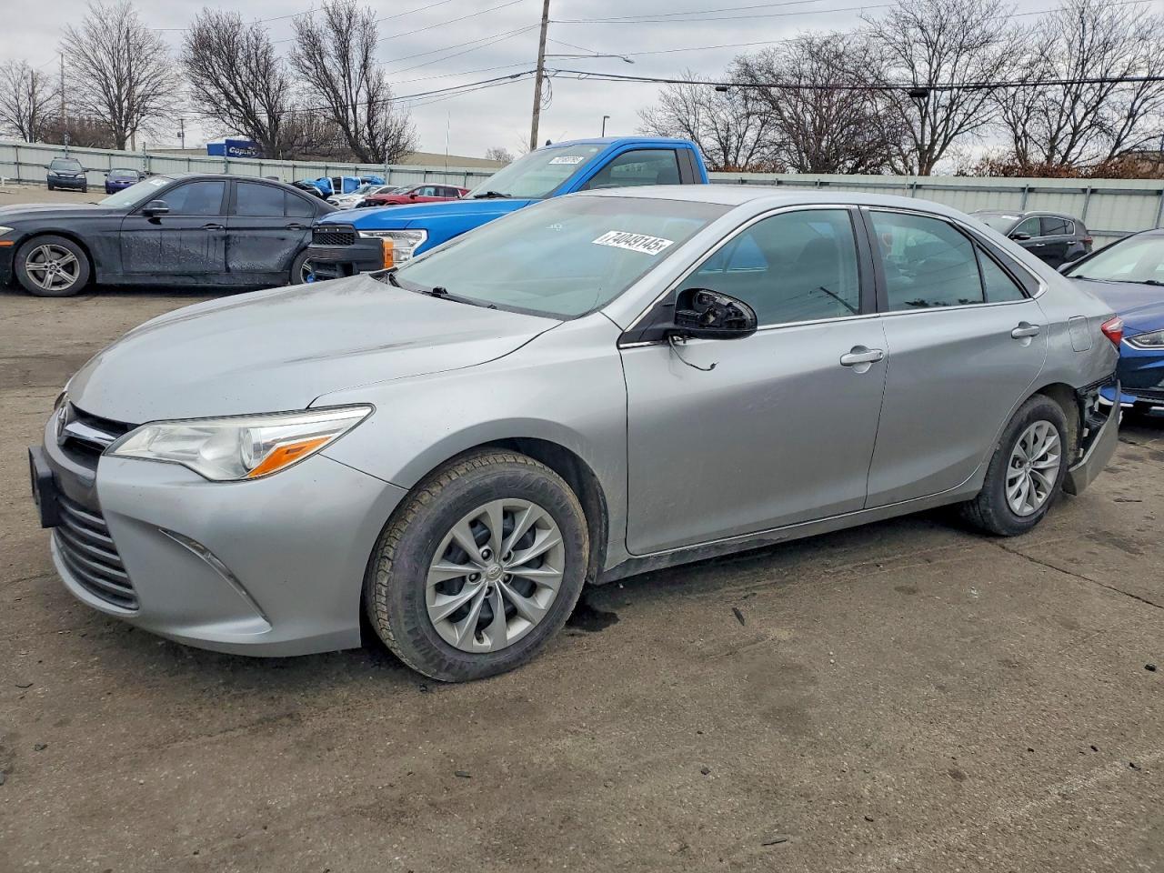 2015 TOYOTA CAMRY