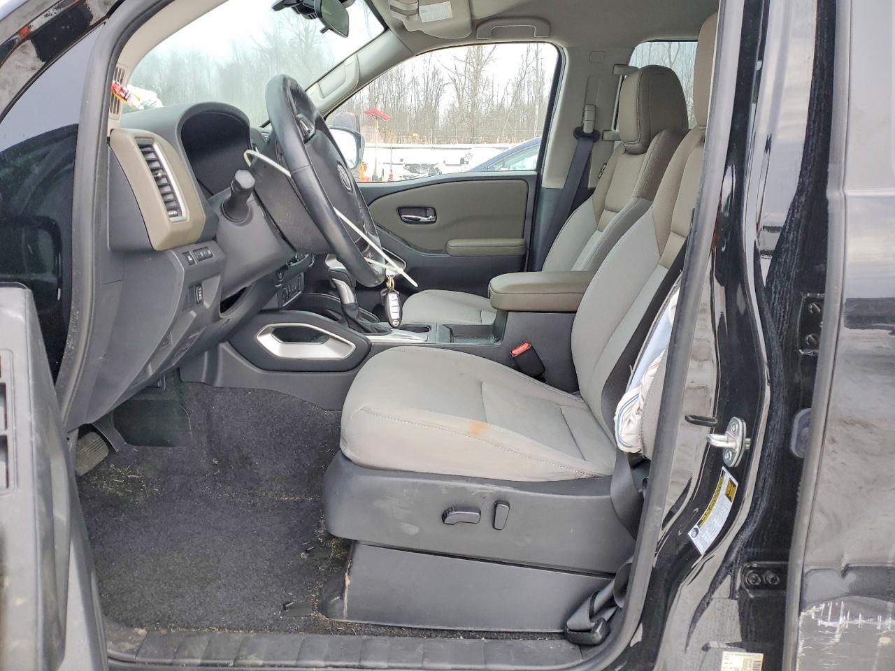 2022 NISSAN Frontier