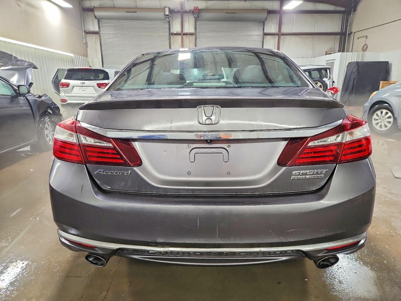 2017 HONDA ACCORD
