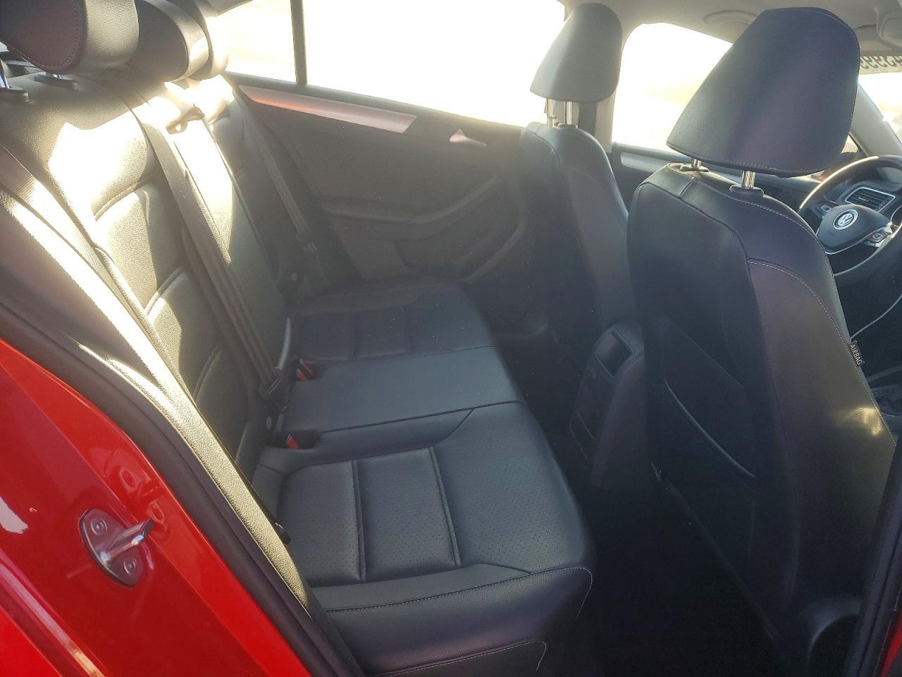 2018 VOLKSWAGEN JETTA