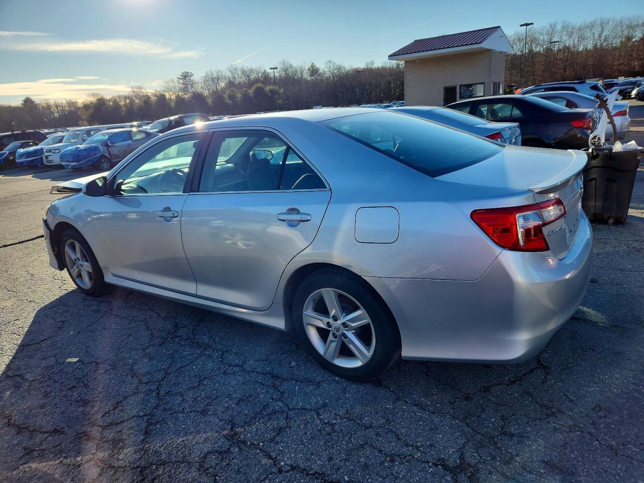 2013 TOYOTA CAMRY