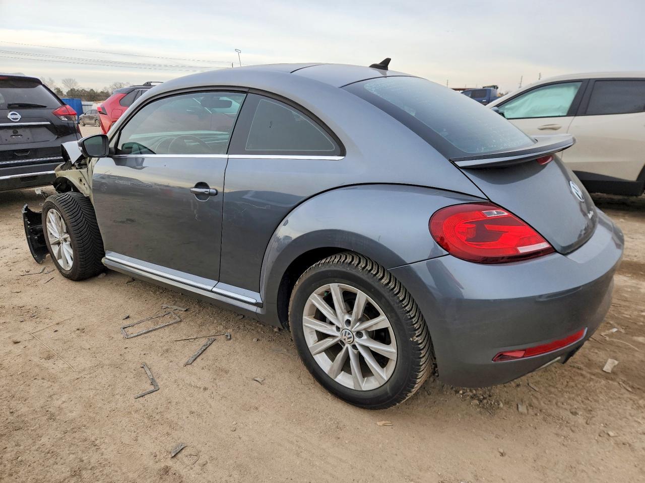 2019 VOLKSWAGEN Beetle