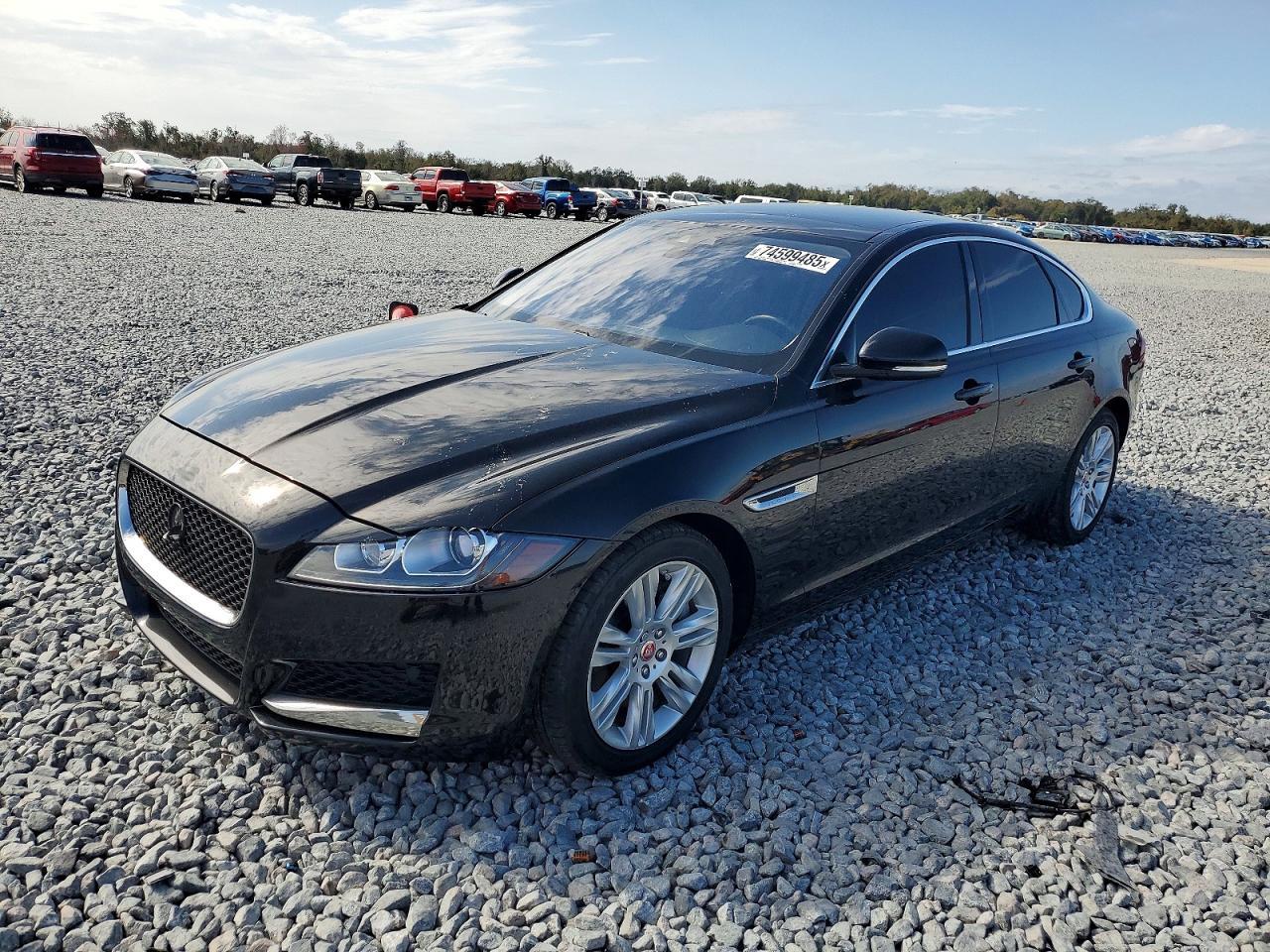 2017 JAGUAR XF