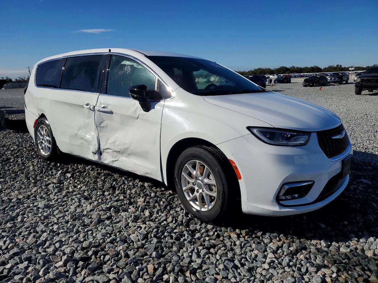2025 CHRYSLER Pacifica