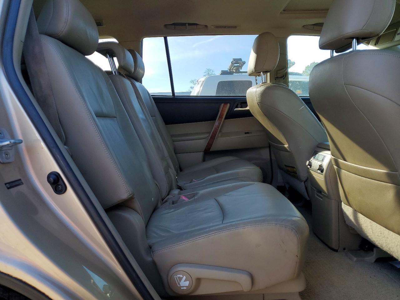 2008 TOYOTA HIGHLANDER
