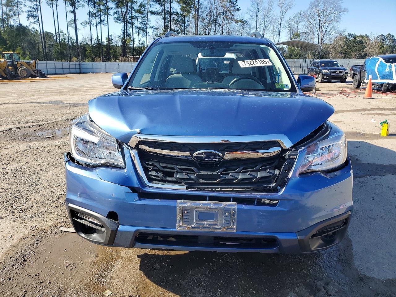 2017 SUBARU FORESTER