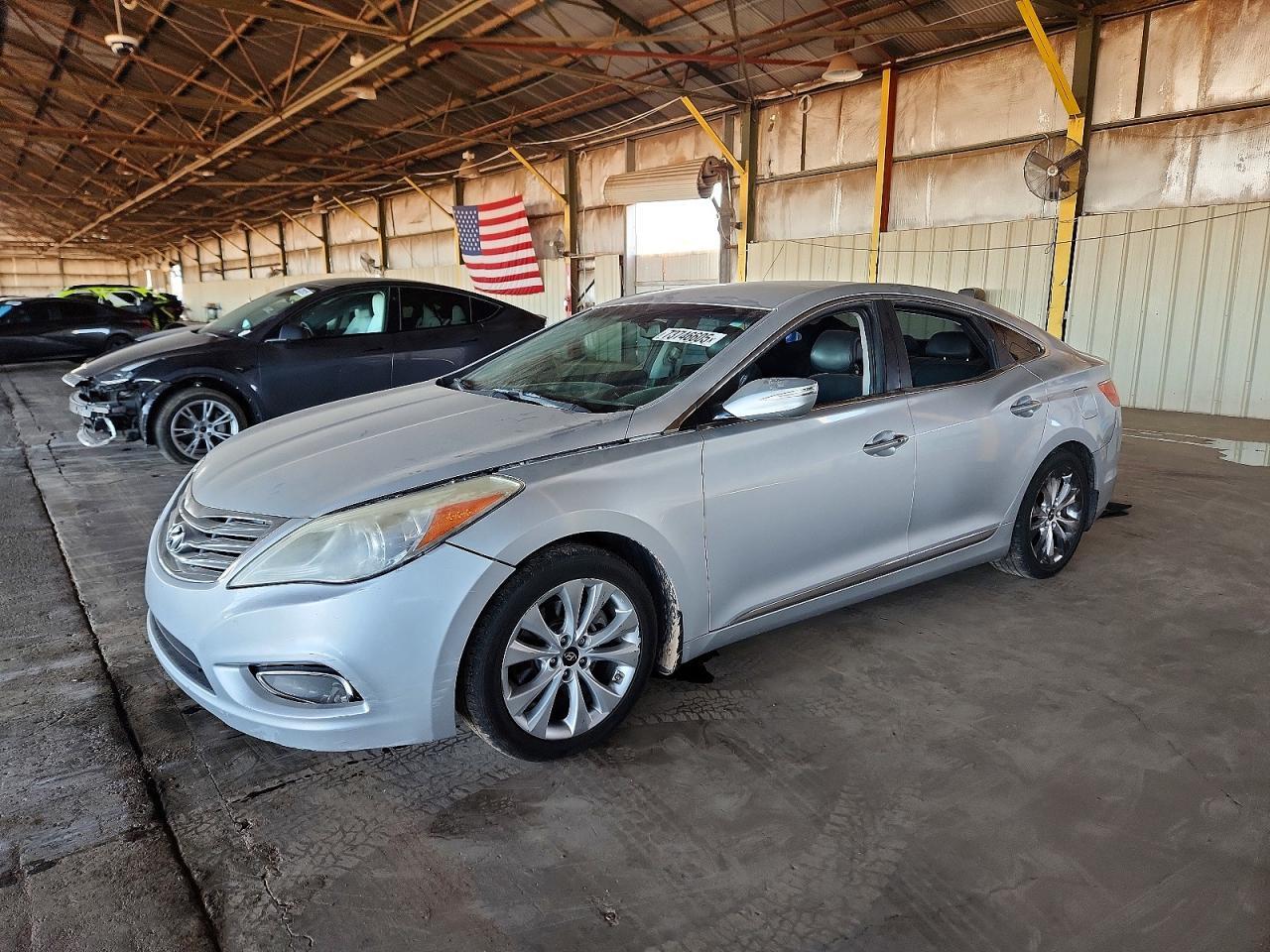 2013 HYUNDAI Azera
