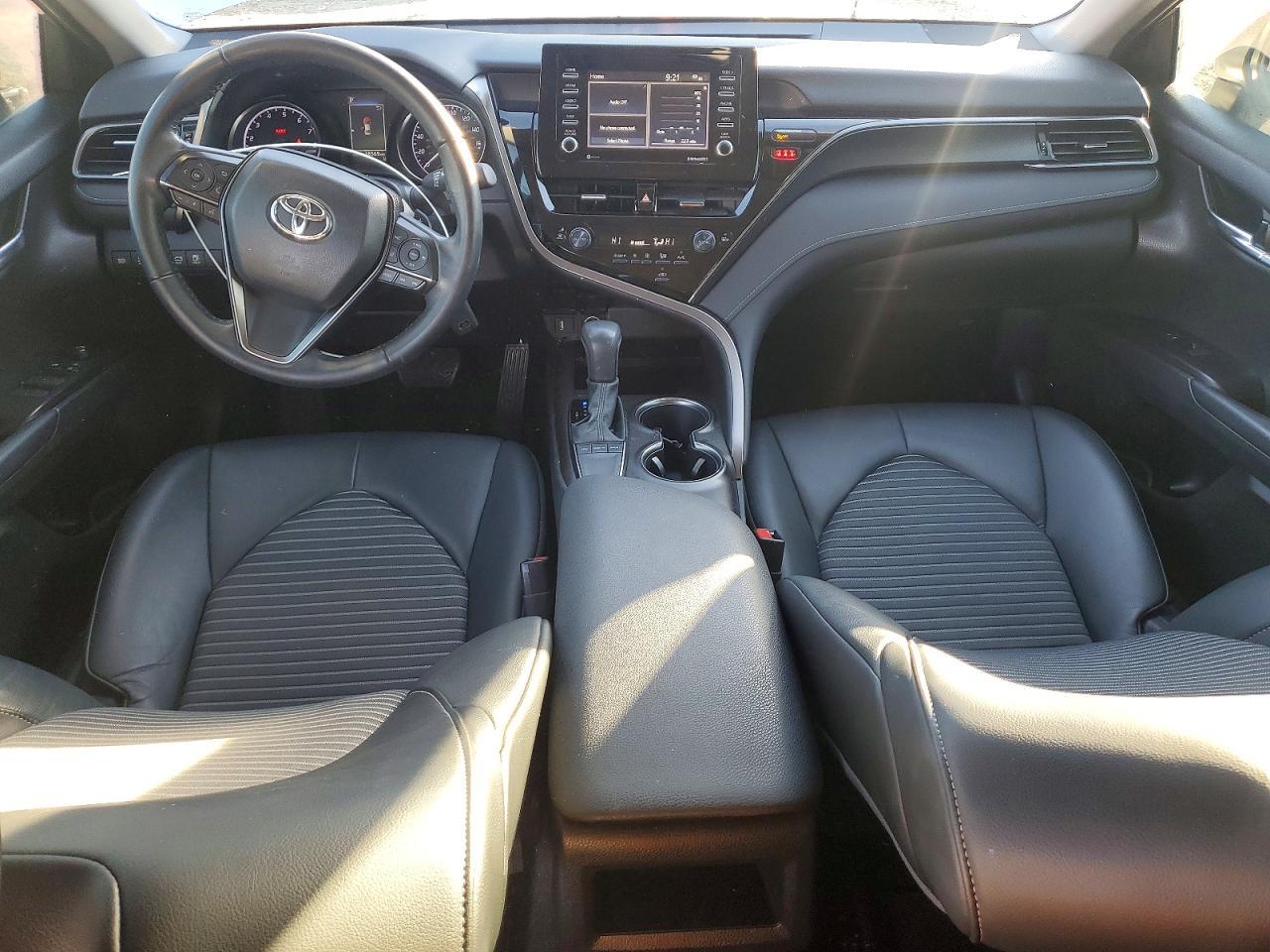 2022 TOYOTA CAMRY