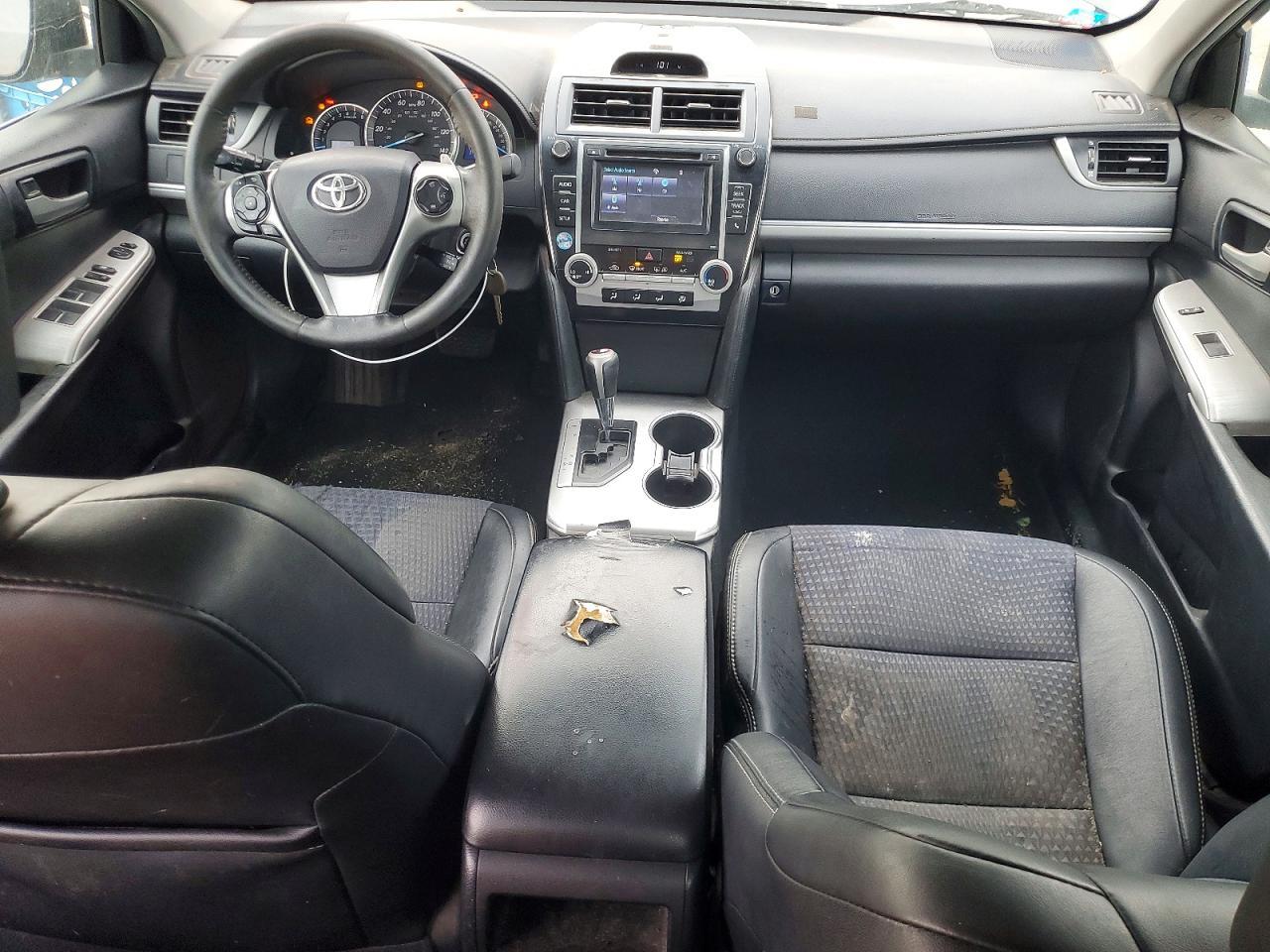 2014 TOYOTA CAMRY
