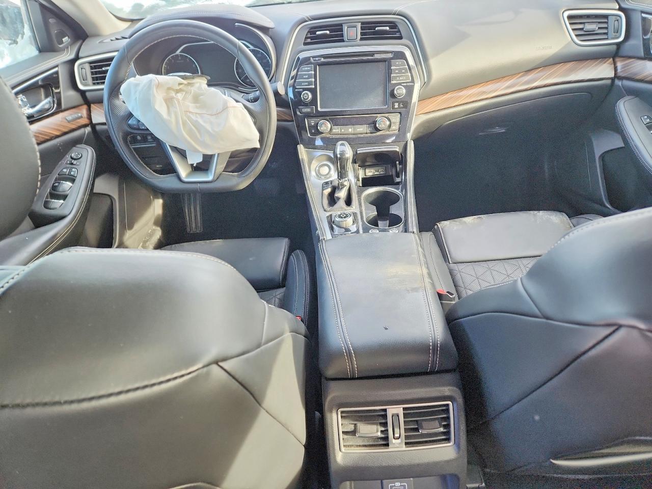2018 NISSAN Maxima