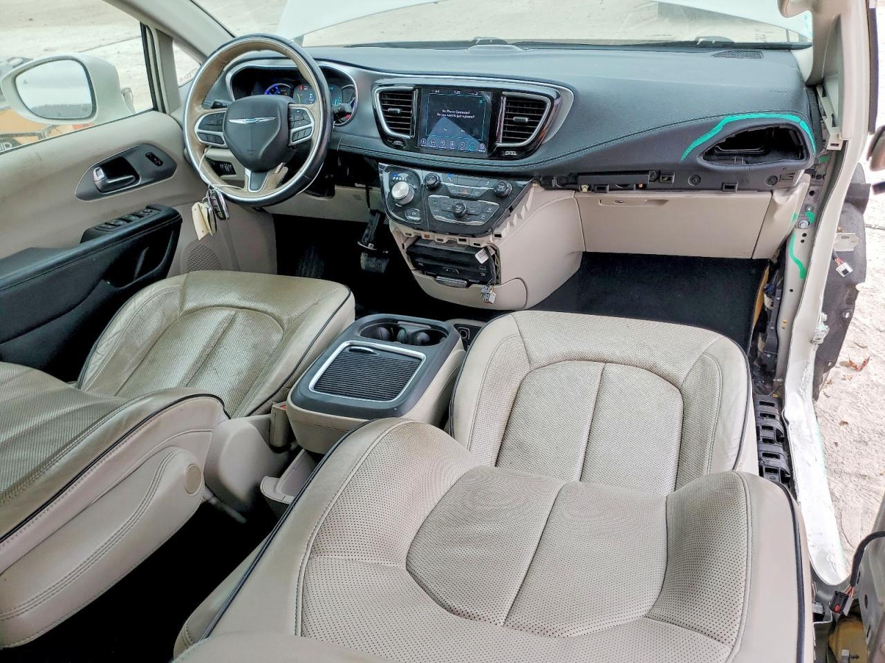 2020 CHRYSLER Pacifica