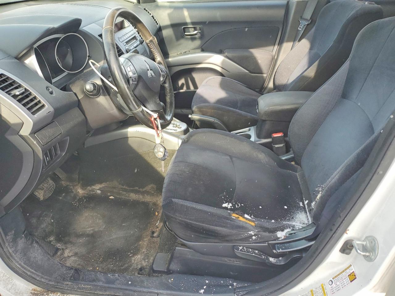 2012 MITSUBISHI outlander