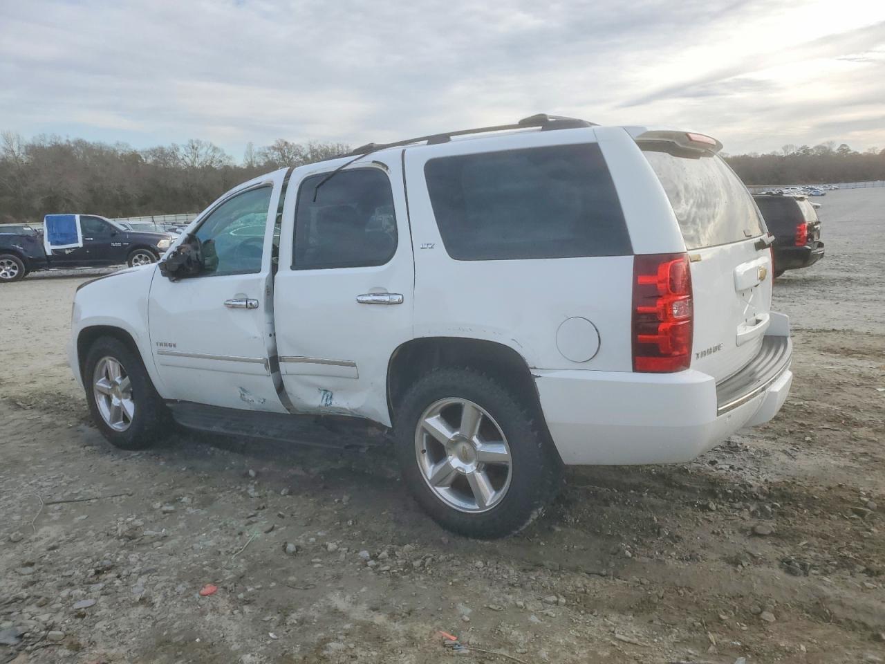2011 CHEVROLET Tahoe