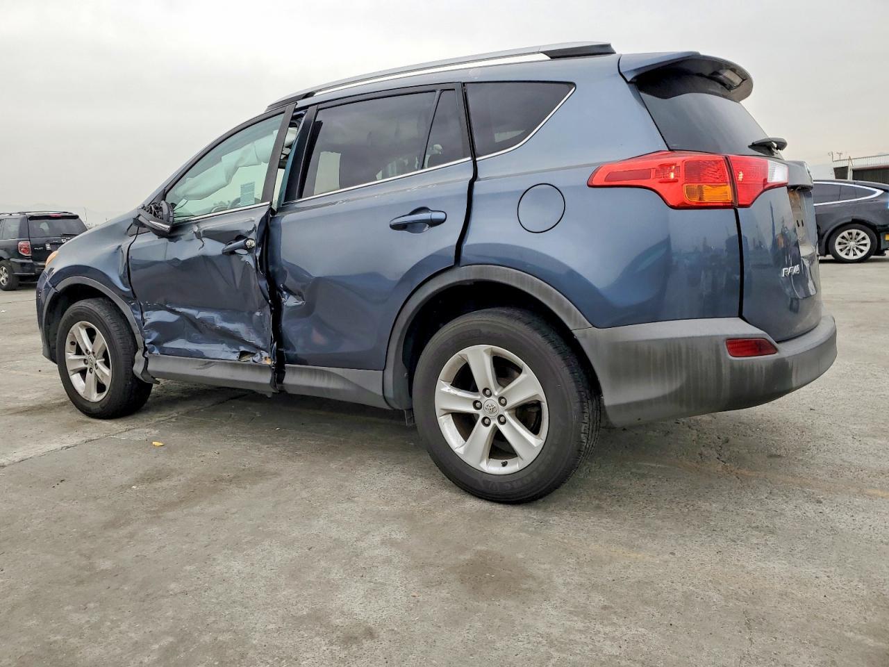 2013 TOYOTA RAV4
