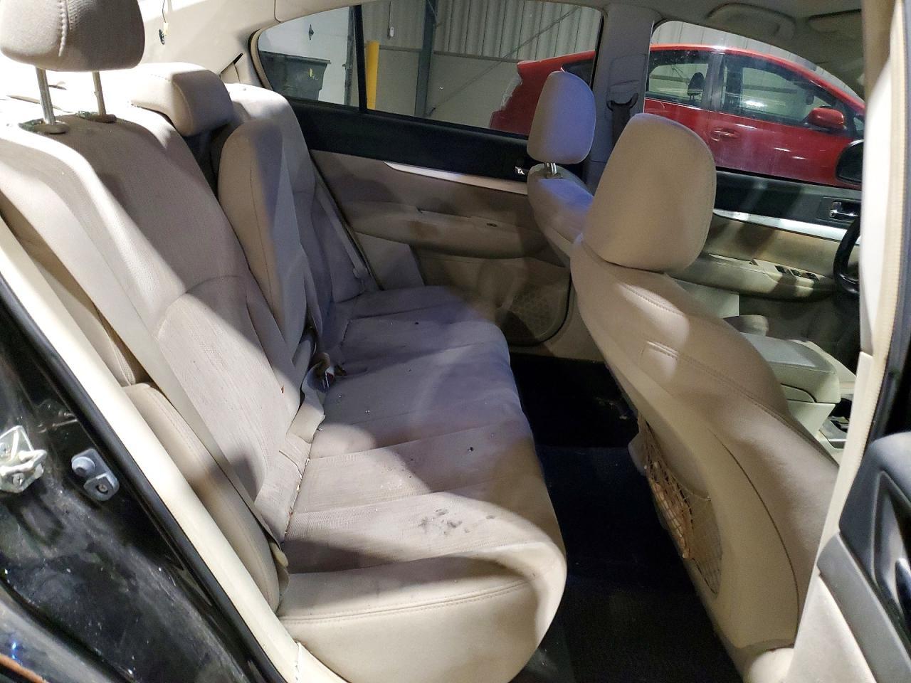 2013 SUBARU Legacy