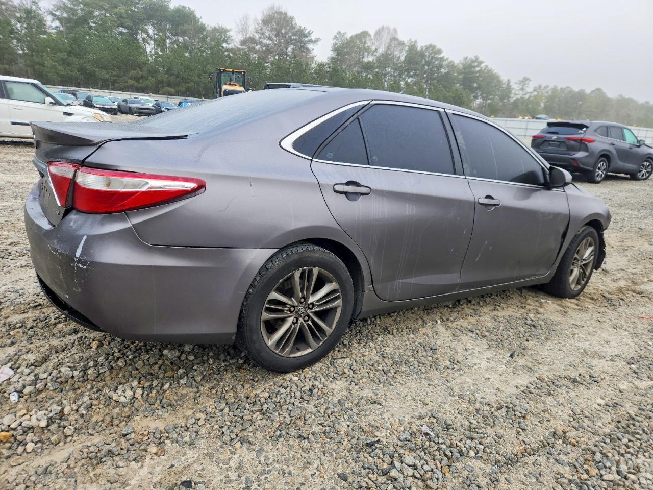 2015 TOYOTA CAMRY
