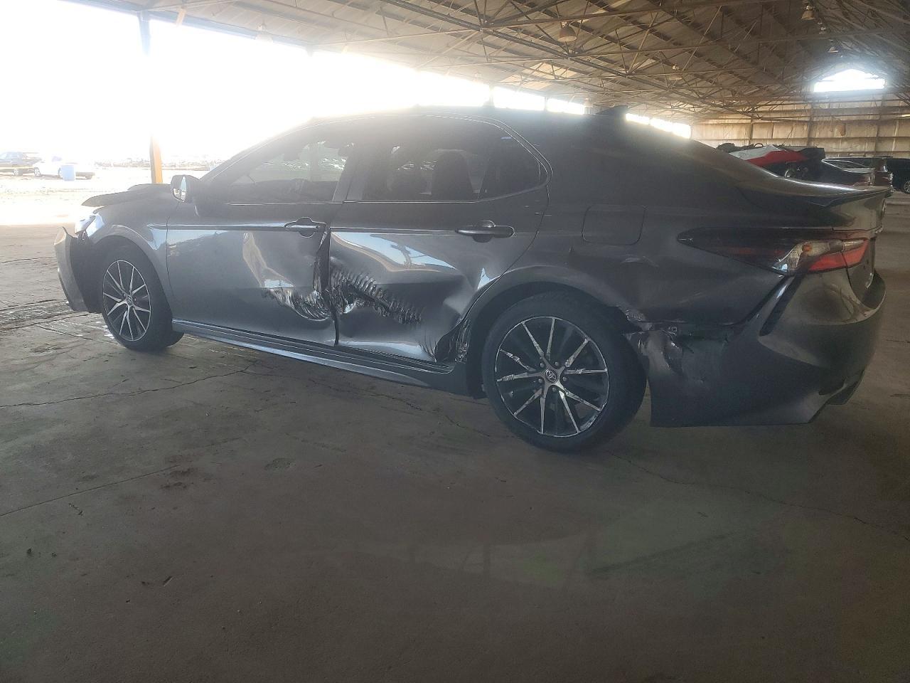 2022 TOYOTA CAMRY
