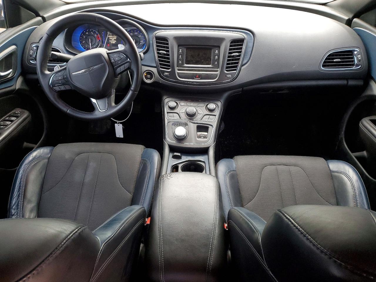 2015 CHRYSLER 200
