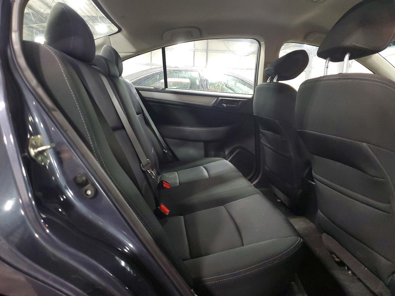 2015 SUBARU Legacy