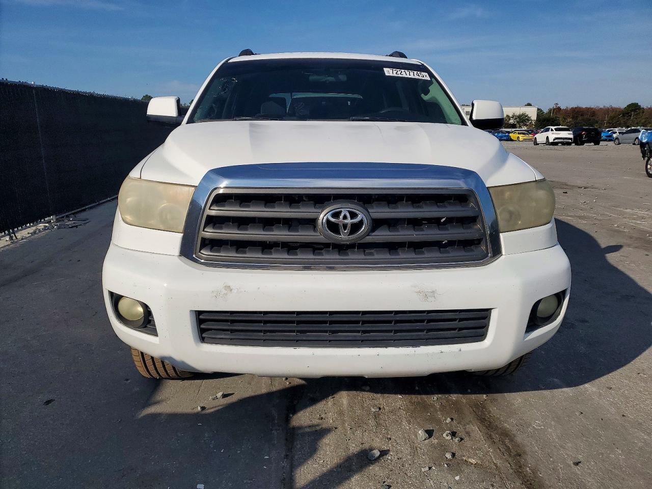 2008 TOYOTA Sequoia