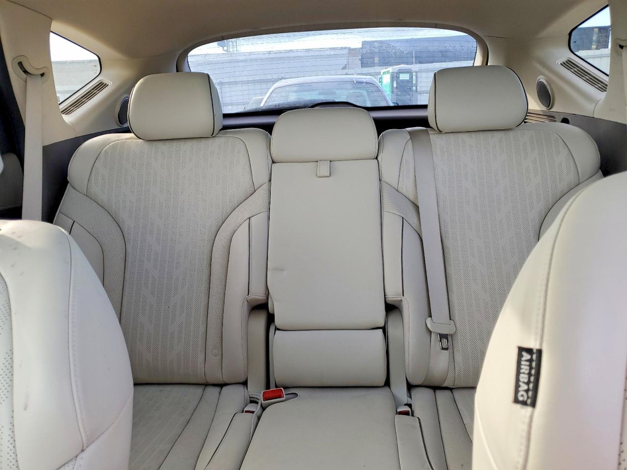 2023 GENESIS GV80