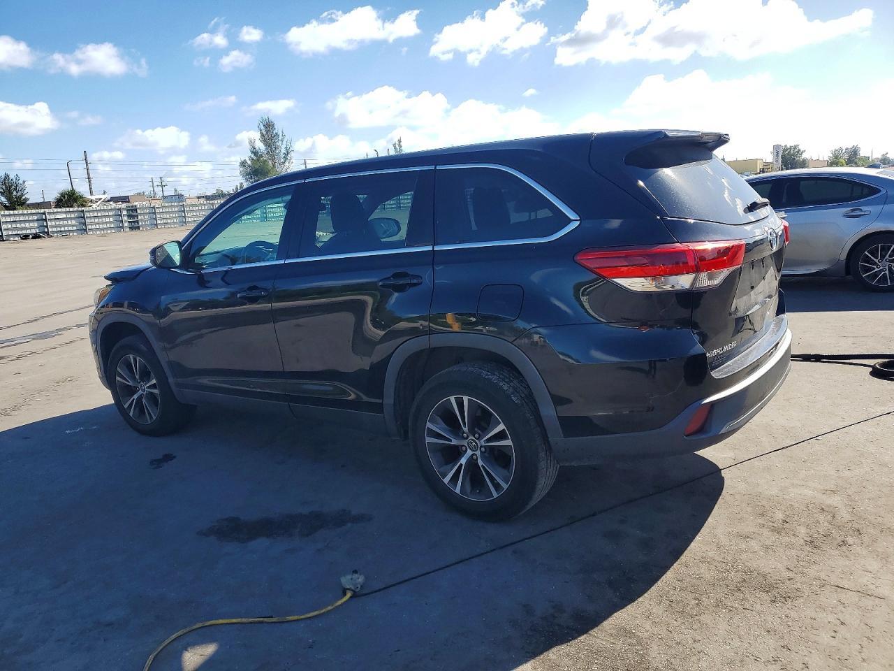 2019 TOYOTA HIGHLANDER