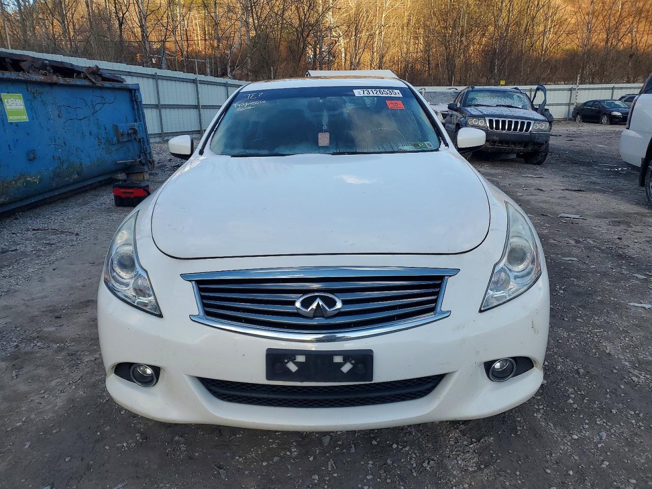 2015 INFINITI Q40