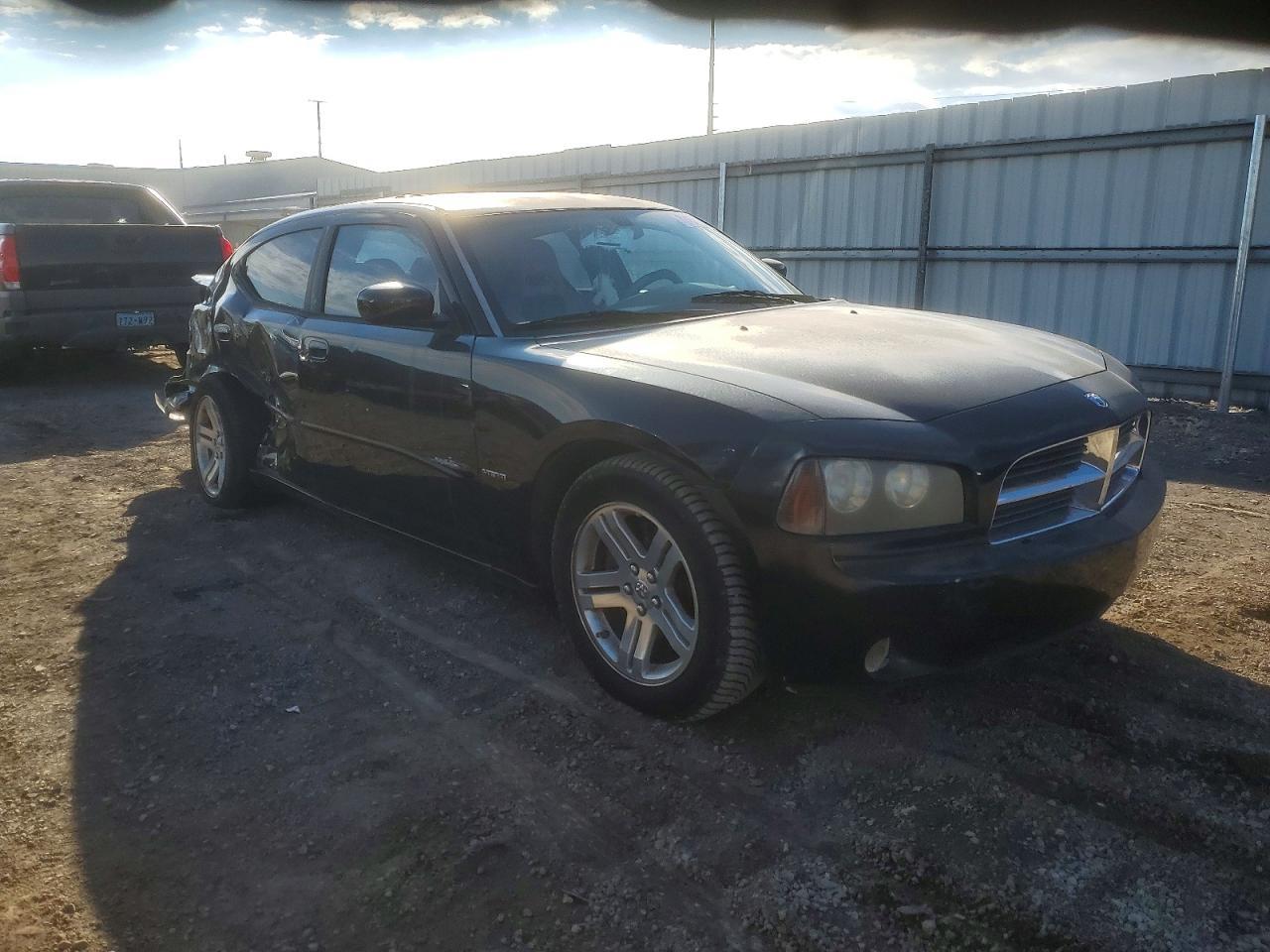 2006 DODGE CHARGER