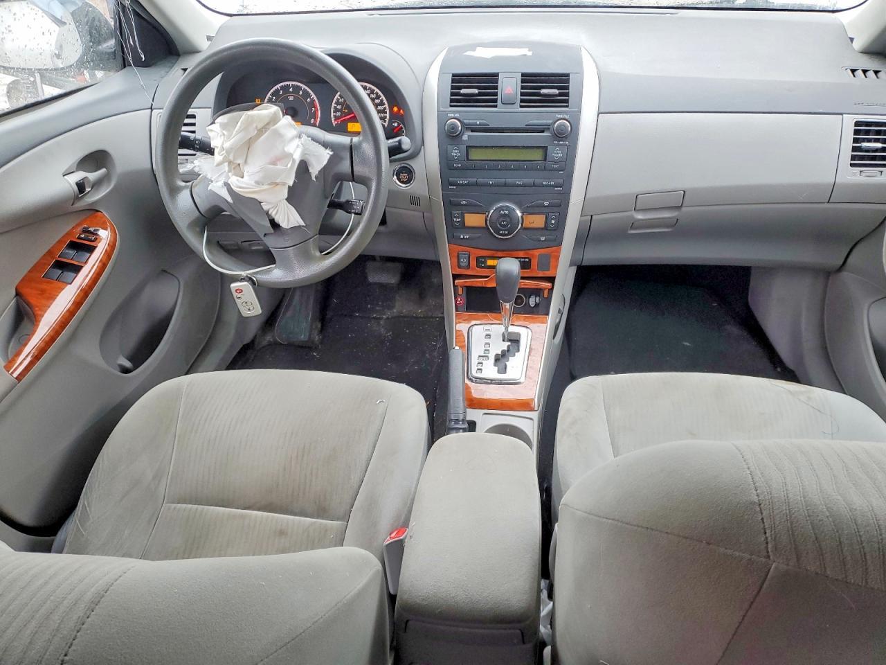 2010 TOYOTA COROLLA