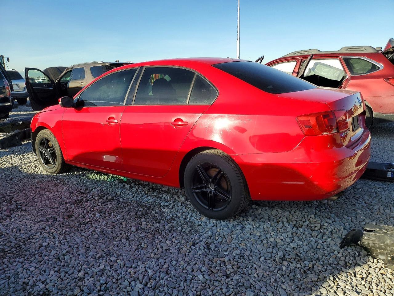 2011 VOLKSWAGEN JETTA