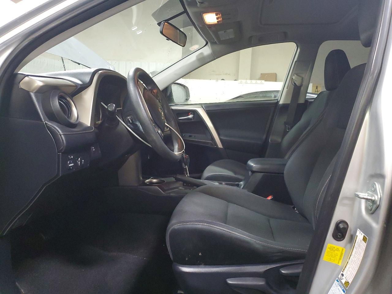 2014 TOYOTA RAV4