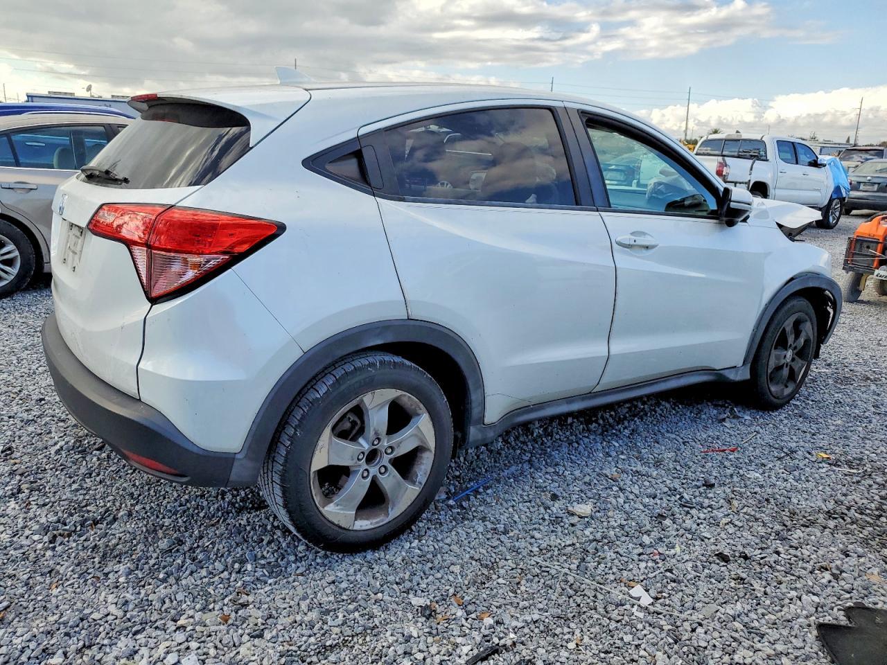 2016 HONDA HR-V