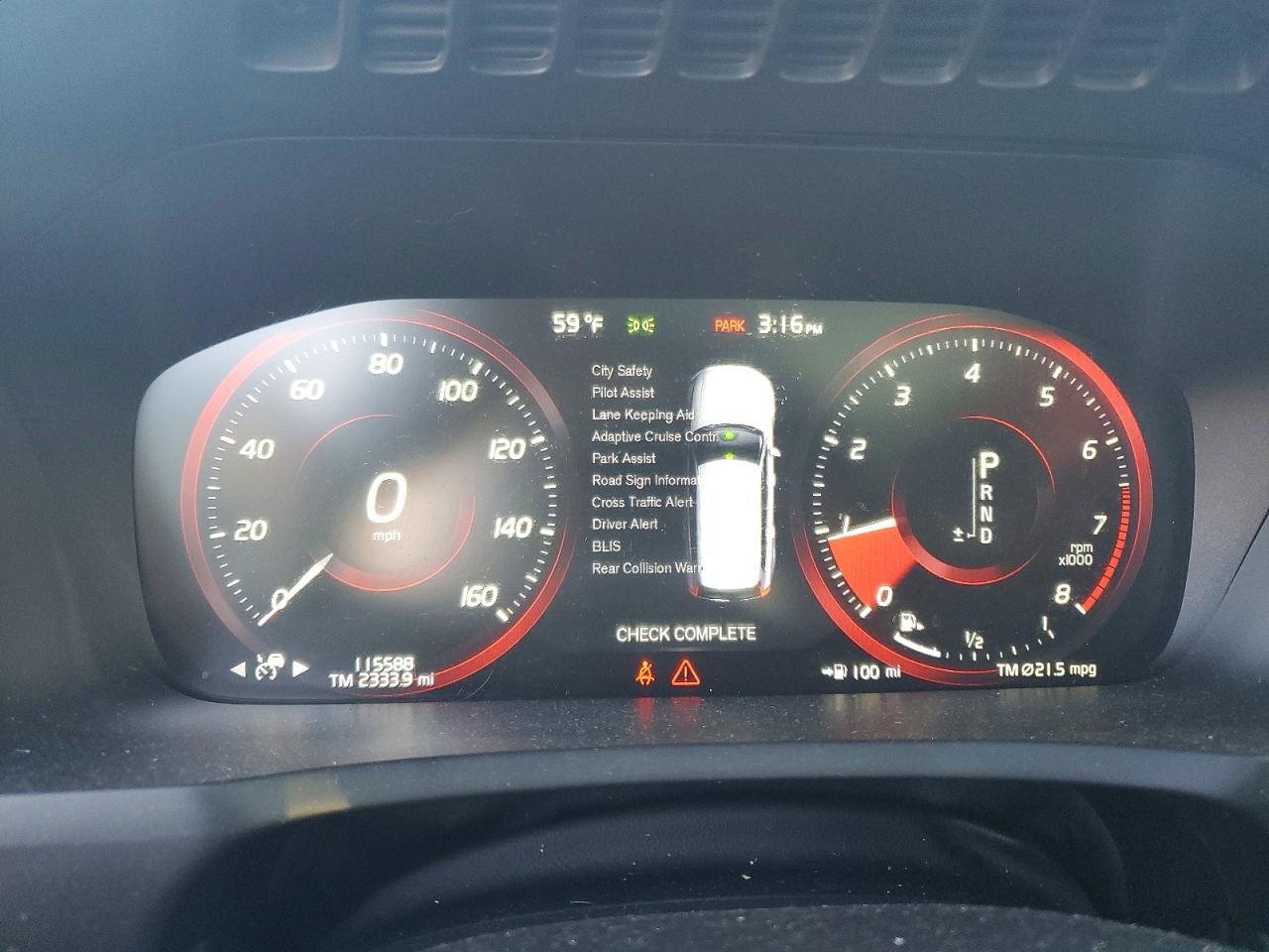 2020 VOLVO XC90