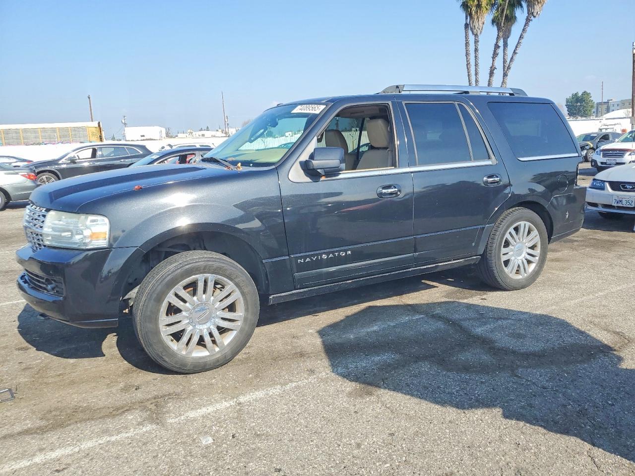2010 LINCOLN Navigator