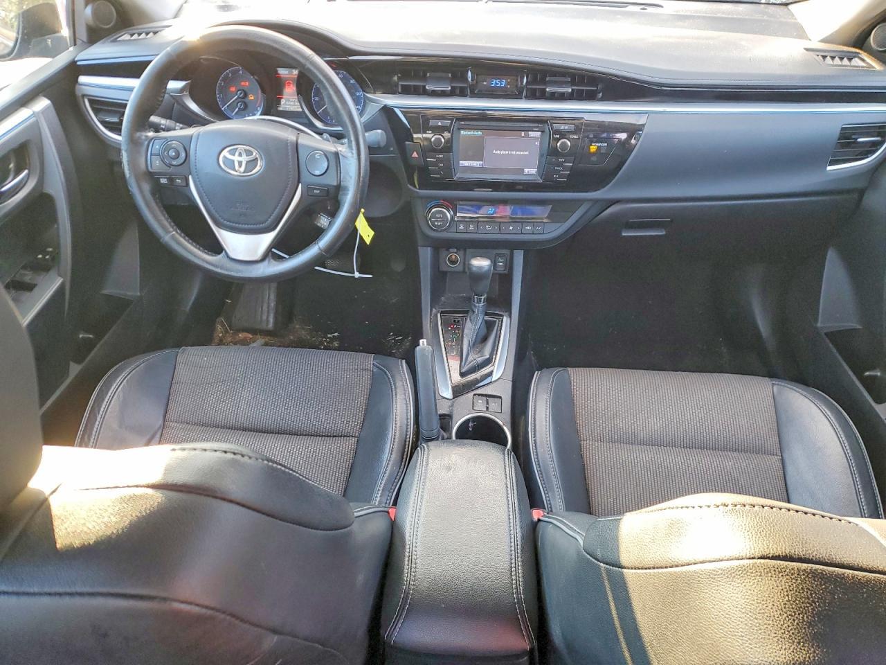 2016 TOYOTA COROLLA