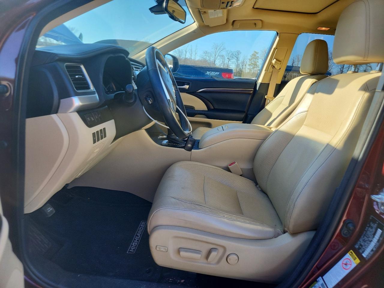 2014 TOYOTA HIGHLANDER